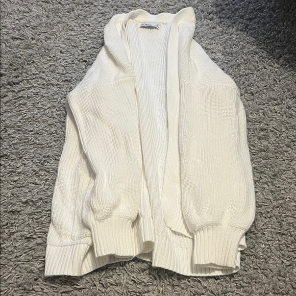 Hollister Cream Women's Cardigan - Picture 1 of 2